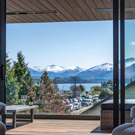 Central Vista In Wanaka Exterior photo