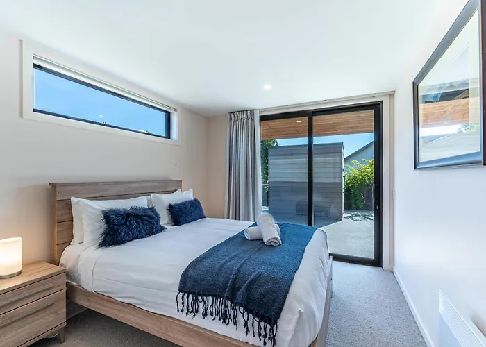 Central Vista In Wanaka